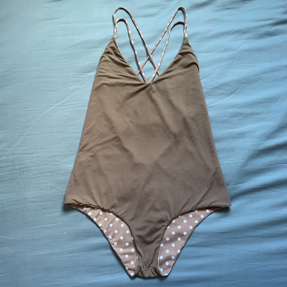 ❌NOT AVAILABLE❌ Shiloh crews one piece - Picture 3 of 7